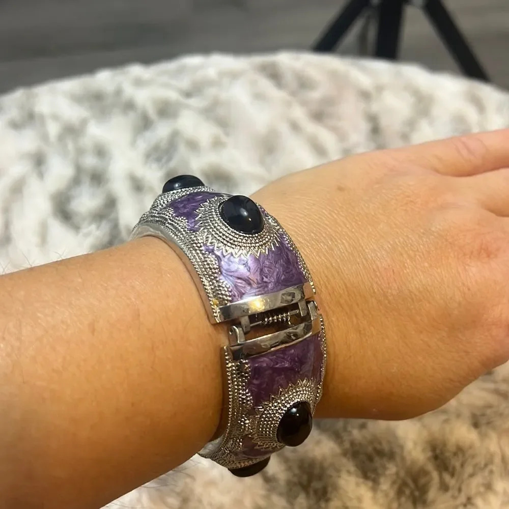 Wide Silver Toned Hinged Purple Stoned Bangled Bracelet Stretch to fit